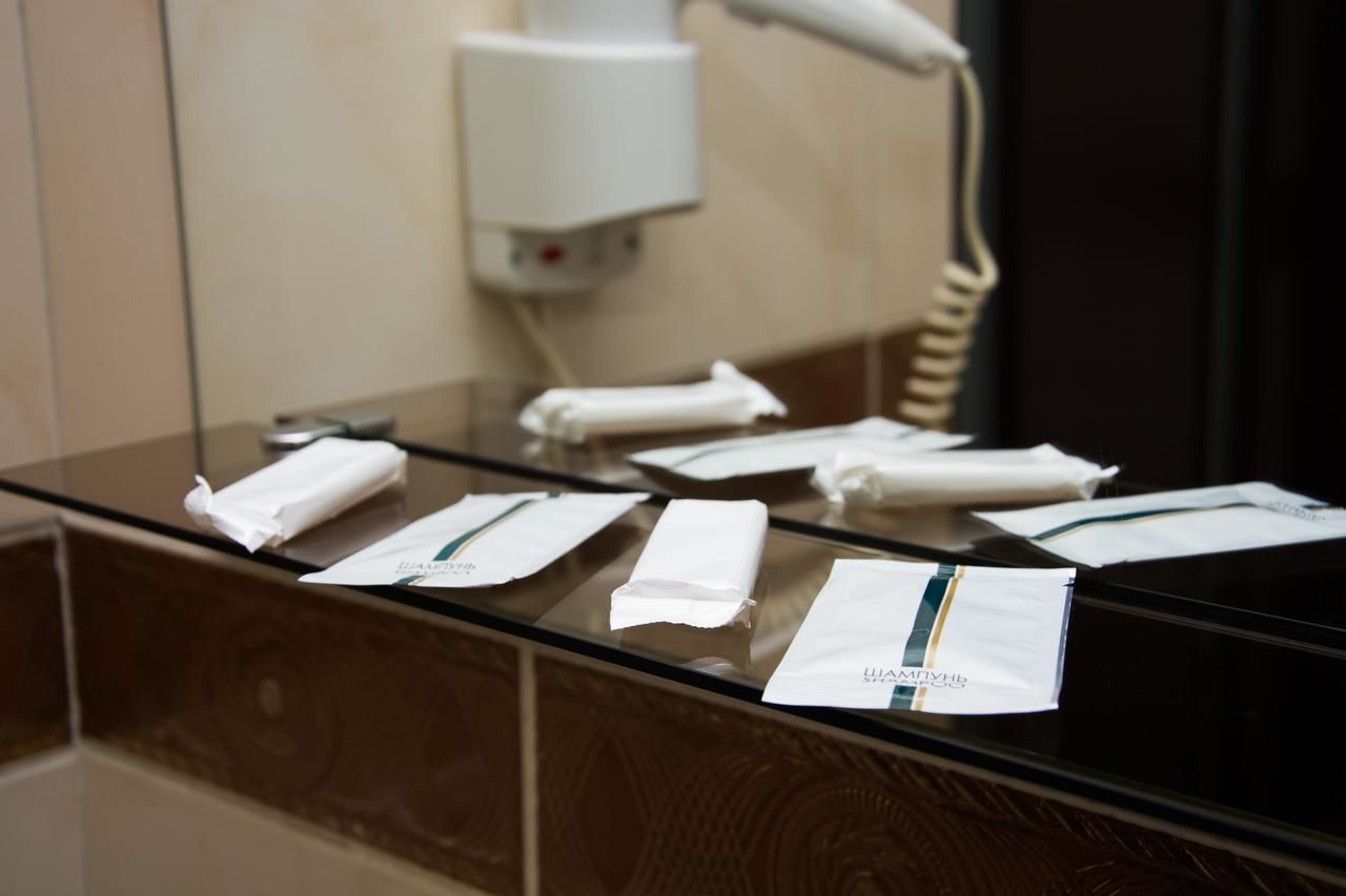 Отель Faraon Hotel Ивано-Франковск